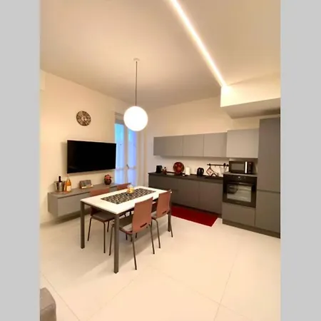 Apartment Wine And Horse - Next To Station And Free Parking